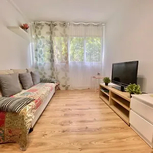 Nice Flat Near The Beach And Parc Del Forum Appartement